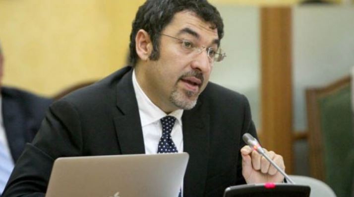 ASAMBLEJA E PS/ Largohet NIKO PELESHI, e zëvëndëson BLEDI ÇUÇI