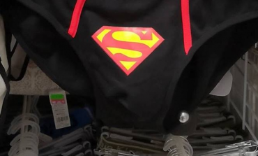 KA EDHE KËSHTU! Kur logo e SUPERMAN është në vendin e gabuar! (FOTO)