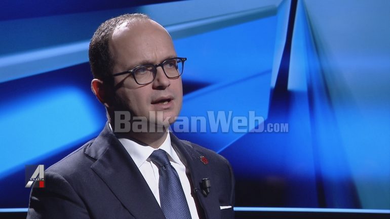 “JAM BESIMPLOTË”/ Bushati: Ka dakortësi në Greqi për shfuqizimin e ligjit të luftës