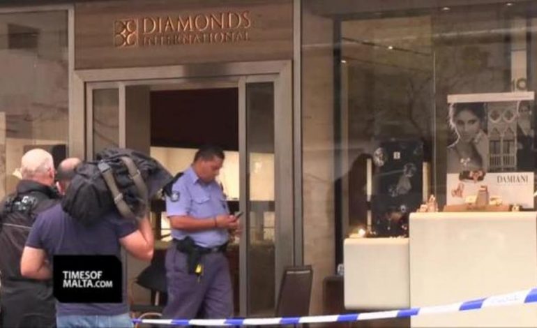 “I BLEVA 1200 EURO”/ Shqiptari KAPET në Maltë me DOKUMENTE false: E pranoj, kam bërë… EMRI
