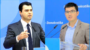 PROTESTA/ Këshilltari i PD akuzon Bashën: Nuk e dërgoi ligjin për Arsimin e Lartë në Kushtetuese, prandaj studentët nuk e pranojn
