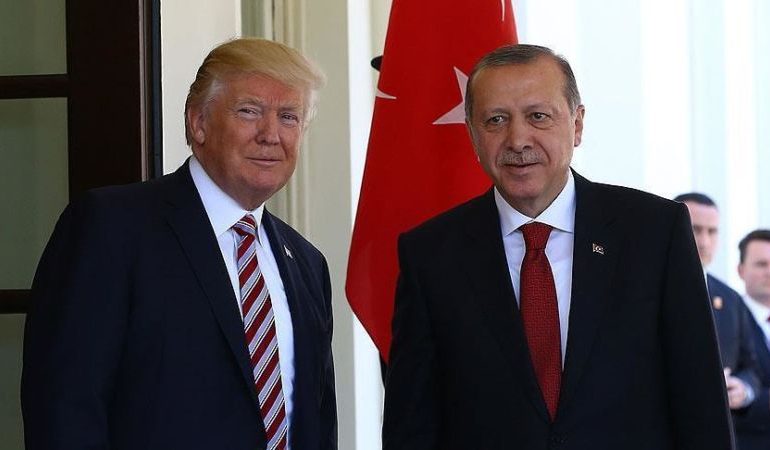 TËRHEQJA E TRUPAVE USHTARAKË NGA SIRIA/ Erdogan përshëndet vendimin e Trump