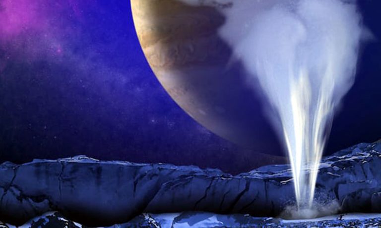NASA publikon pamjet mahnitëse/ Shatërvanë gjigantë me ujë në Hënën e Jupiterit