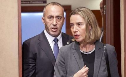 “NUK KA KOMPROMIS”‘/ Haradinaj: Nuk e heqim taksën kundër Serbisë