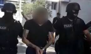 TENTOI TË DIGJTE FËMIJËT DHE VETEN/ Detajet e REJA: Si u ndalua në KOHË 40-vjeçari nga Vlora (VIDEO)