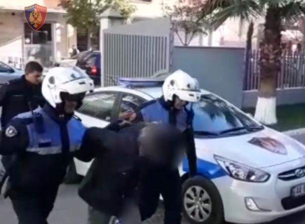 E FUNDIT/ Arrestohet në Durrës, italiani i “SHUMËKËRKUAR” ishte pjesë e një… (EMRI+VIDEO)