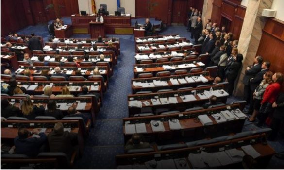MARRËVESHJA ME GREQINË/ Kuvendi voton draft-amendamentin për ndryshimin e emrit
