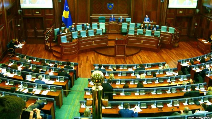 DIALOGU/ Miratimi i rezolutës për Serbinë, reagon shefja e BE-së