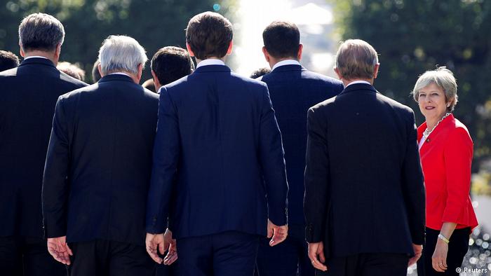 “BREXIT”/ BE nuk tërhiqet, kryeministrja britanike kthehet duar bosh në Londër