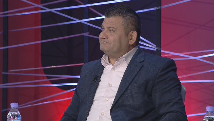 VRASJET E SHQIPTARËVE/ Kikia: Gjuha e eurodeputetëve grekë, e pacipë!