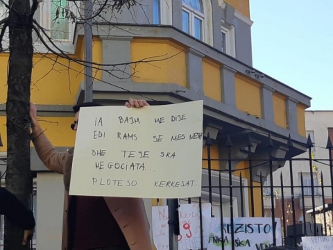 “IA BAJM ME DIJE…”/ Edhe Berisha tek studentët me “protestë e xanun”