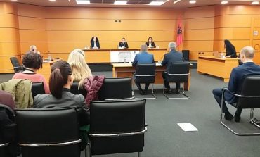 "SHKOLLIMI I VAJZAVE DHE ARREDIMI"/ Gjyqtarit të Apelit të Tiranës "nuk i dalin" llogaritë