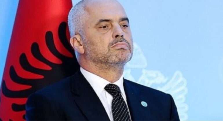 PROTESTA/ Reagon Rama: Interesant! Kadri Strazimiri, kërkon arrestimin e studentëve