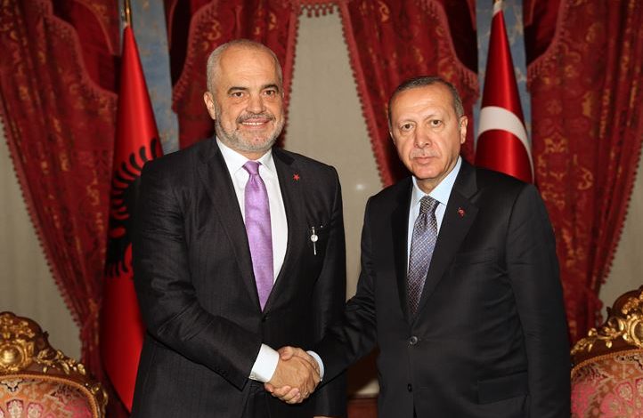 KRYEMINISTRI RAMA NË STAMBOLL/ Takohet me presidentin Erdogan (FOTO)