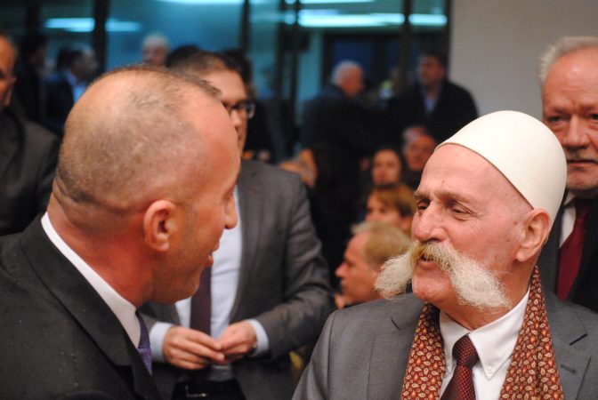 KRIJIMI I USHTRISËSË KOSOVËS/ Jashari: Ishalla e gëzojmë, merita të rënëve