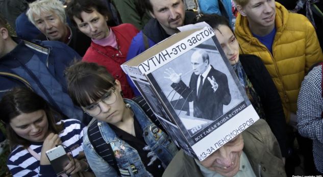 STUDIMI/ Rusia do të përballet me rënie ekonomike dhe rritje të inflacionit më 2019