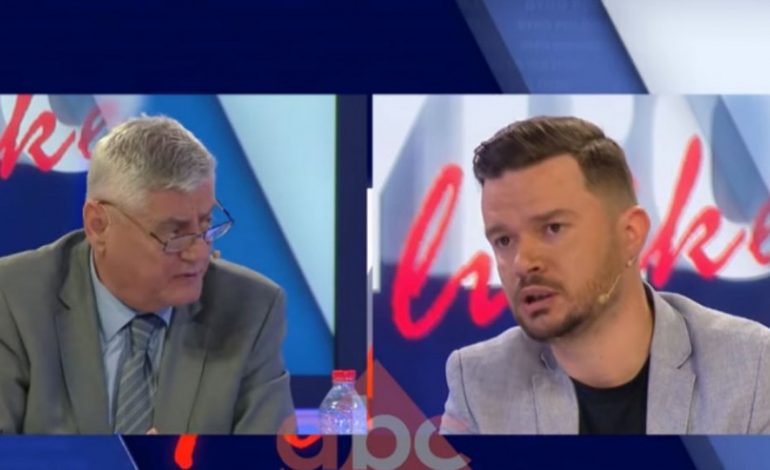“TË NDIHET ERA E ALKOOLIT DERI KËTU”/ Analisti debaton me deputetin (VIDEO)