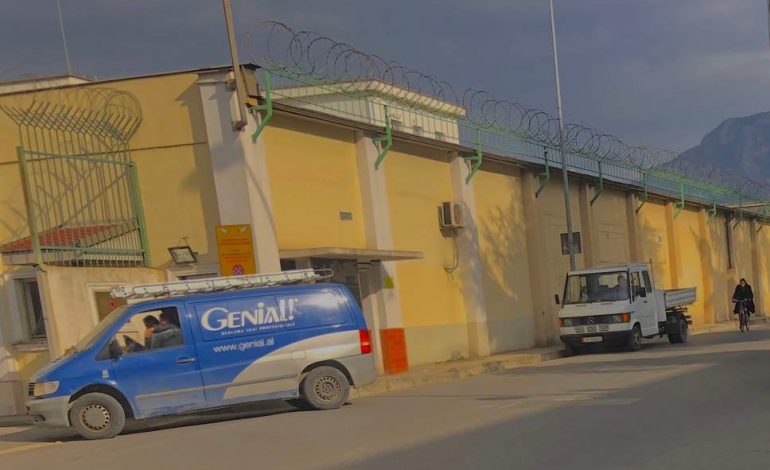 SKANDALI I SHISH/ Zbulimi i gazetës britanike: Shqipëria publikon të dhëna të agjentëve sekretë