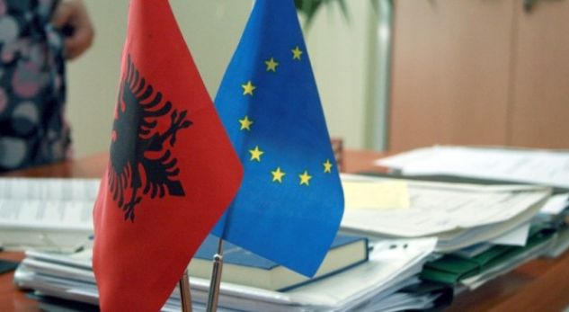 SONDAZHI I KOMISIONIT EUROPIAN/ 93% e shqiptarëve janë pro anëtarësimit në BE