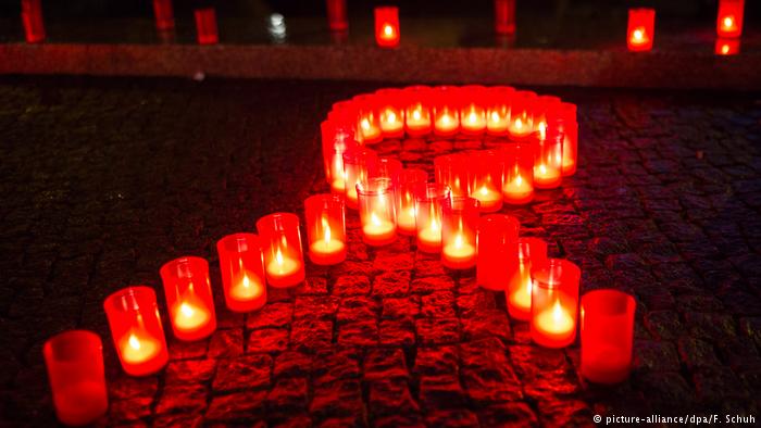 DITA KUNDËR AIDS/ Dalin shifrat: 1400 të prekur në Shqipëri, shumica burra
