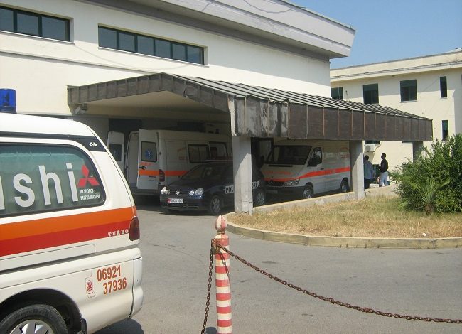 E RËNDË NË DURRËS/ I shkrep ARMA teksa po e pastronte, VDES një person