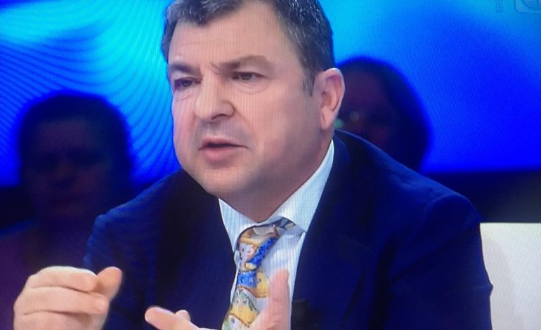 PËRGJIMET/ Kryebashkiaku Dako: Në drekë me mua nuk ka qenë Altin Avdyli