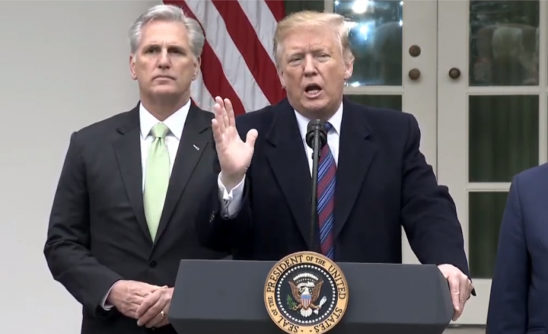 MURI ME MEKSIKËN/ Trump nuk TËRHIQET nga kërkesa për FINANCIMIN e sigurisë kufitare