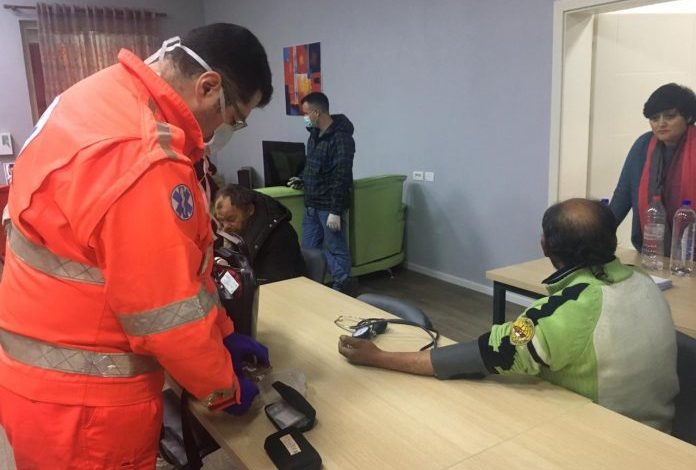 EMERGJENCAT CIVILE TË BASHKISË/ Në ndihmë dhjetëra qytetarëve në situatë rruge
