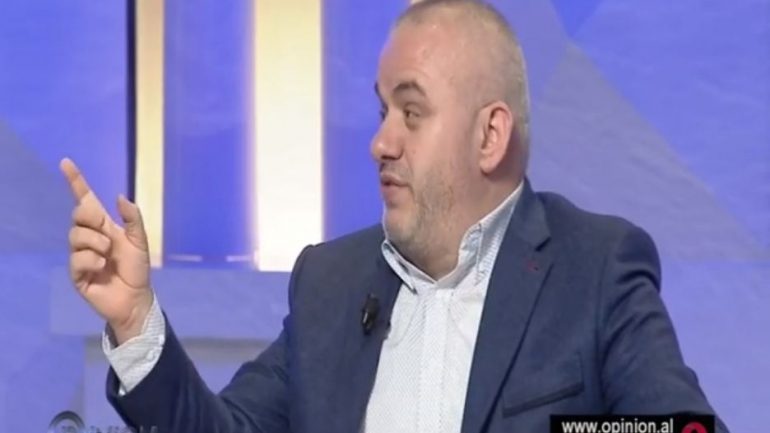 “MË NXITË JETËN”/ Artan Hoxha rrëfen: Fjalët e para që më tha Balili kur e takova (VIDEO)