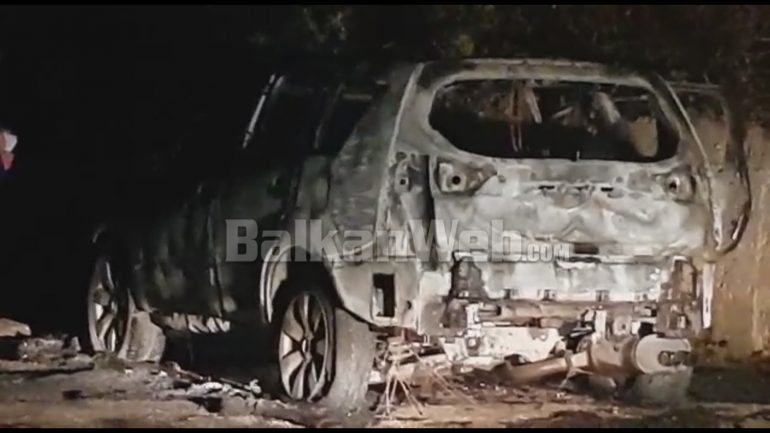 ATENTATI ME DY TË PLAGOSUR NË VLORË/ Dalin pamjet e makinës së djegur (VIDEO)