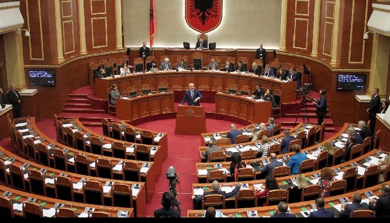 DJEGIA E MANDATEVE/ KQZ thërret kandidatët: Ja 57 EMRAT që mund të bëhen deputetë
