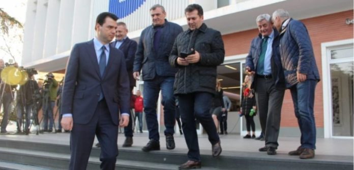 DJEGIA E MANDATEVE/ Spartak Ngjela: Aleatët perëndimor po kërkojnë zevëndësimin e deputetëve