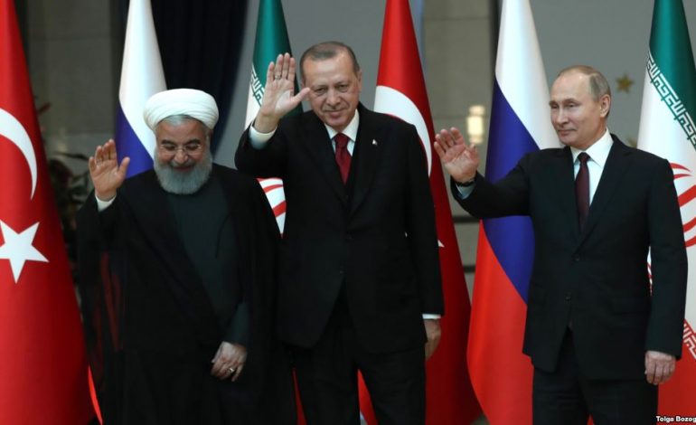 “GJETJA E NJË ZGJIDHJE AFATGJATË”/ Putin, Erdogan dhe Rohani flasin për Sirinë