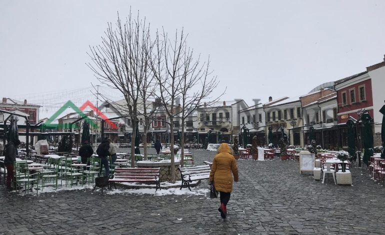 “QYTETI I SERENATAVE NËN PUSHTETIN E BORËS”/ Ja si duket Korça thjesht dhe kaq… FANTASTIKE! (FOTO+VIDEO)