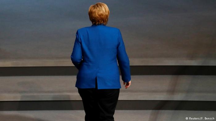 “LAMTUMIRË”/ Angela Merkel mbyll faqen e Facebookut