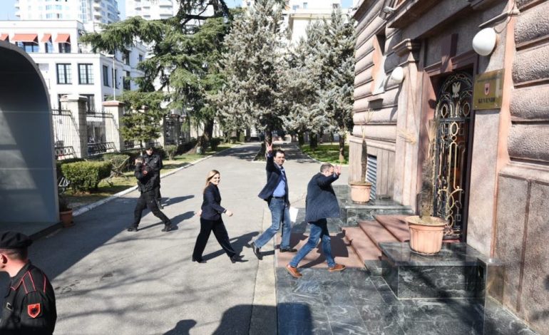 “PAKTI PËR SHTETIN”/ Cili është skenari i radhës i opozitës, dhe “PROPOZIMI” i Kryemadhit