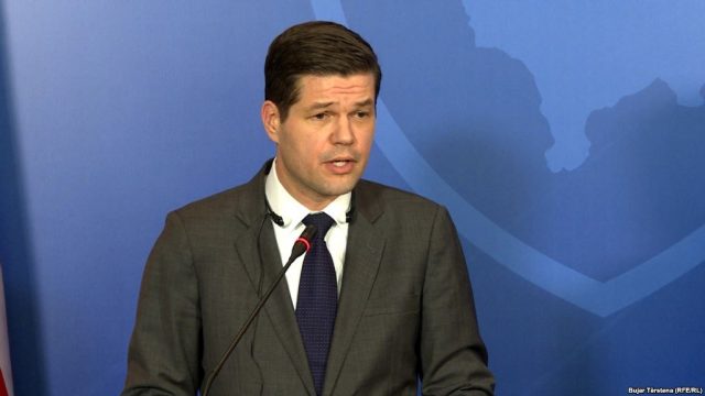 “ANËTARËSIMI NË NATO”/ Mitchell: Marrëveshja e Prespës ndikon në stabilitetin e rajonit