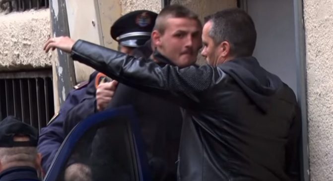 DËNIMI PËR VRASËSIT E HERMES BEQIRIT/ Nëna e autorit shpërthen në lot (VIDEO)