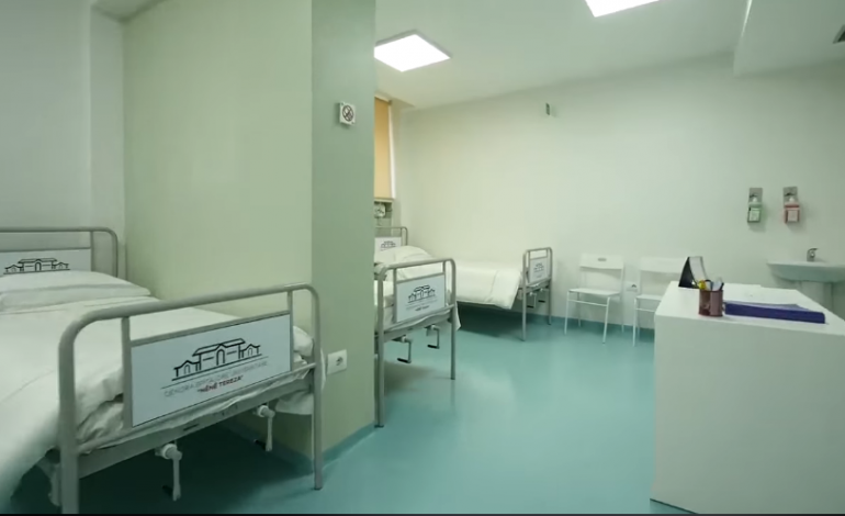 RAMA PUBLIKON VIDEON/ “Me dy pamjet e dy qeverisjeve të sistemit shëndetësor në dy kohë të ndryshme…”