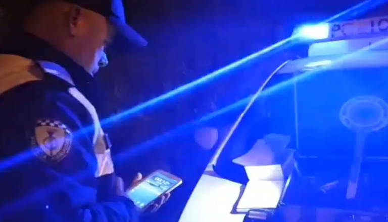 ME 155 KM/H NË SAUK/ Radari kap mat shoferin. Mesazhi i policisë: Mos shpejtoni se…