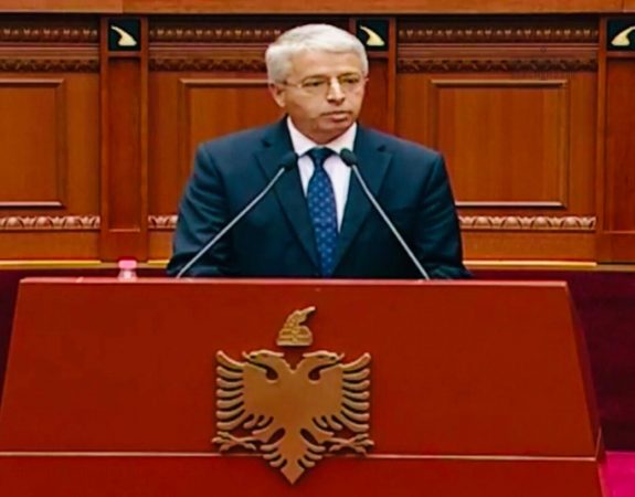 KUVENDI/ Ministri Lleshaj: Basha “POMPA E ZEZË” kundër Shqipërisë