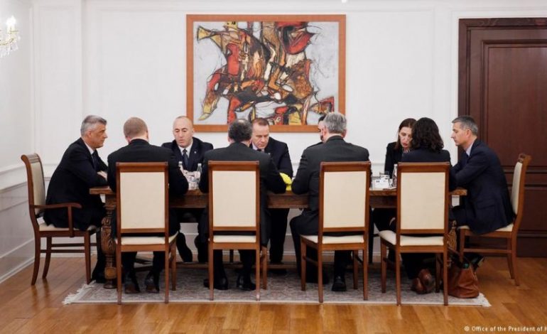 TAKSA NDAJ SERBISË/ Tjetër delegacion amerikan në Kosovë