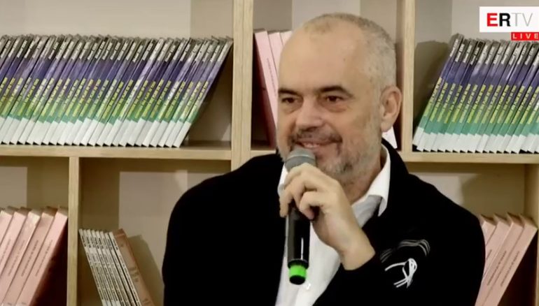 RAMA NUK I NDAHET “INTERISTËVE”/ Kryeministri: Tifozët e Interit shpëtuan prej mbylljes së basteve