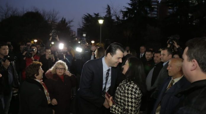 PD DHE LSI TJETËR SKENAR/ Plan për të bllokuar rrugët, Parlamentin, bashkitë dhe izoluar ministrat