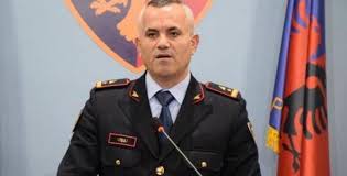 TRAFIKIMI I EMIGRANTËVE/ Arrestohen 32 persona, mes tyre NJË POLIC
