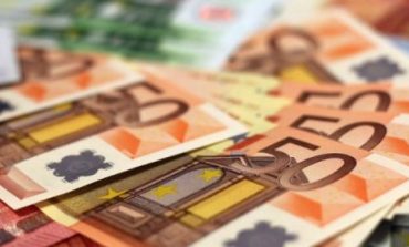 "ZHGËNJEN" DE-EUROIZIMI/ Ç’ndodh me depozitat dhe kreditë në valutë