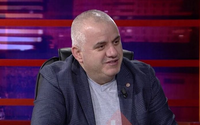 “21 JANAR I DYTË”/ Gazetari kujton momentet e tmerrit dhe thekson: Ja pse protesta e opozitës ngjall frikë