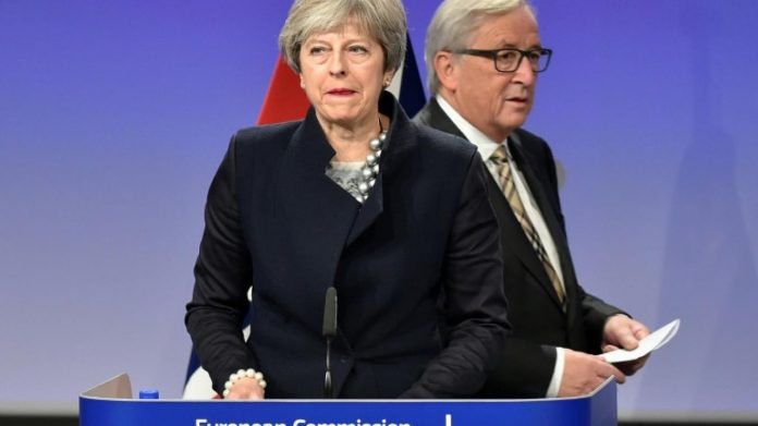 MARRËVESHJA BREXIT/ Po kthehet në “mollë sherri” për liderët europian