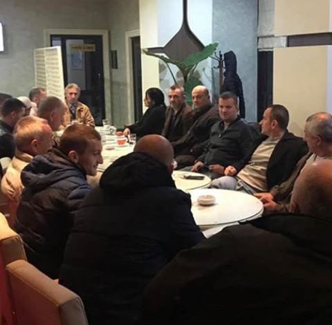 PRISHI TAKIMIN E MINISTRES/ Kush është KAMIKAZI i PD-së që ka bllokuar Universitetin e Shkodrës