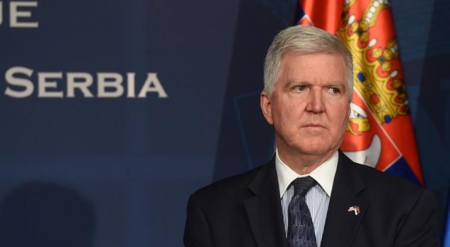 DIALOGU/ Ambasadori amerikan në Beograd: Me marrëveshjen Kosovë-Serbi duhet ta dimë saktë ku është kufiri